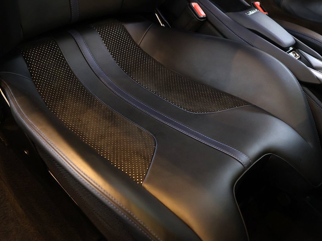 Certified 2020 Ferrari F8 Tributo RWD image 37