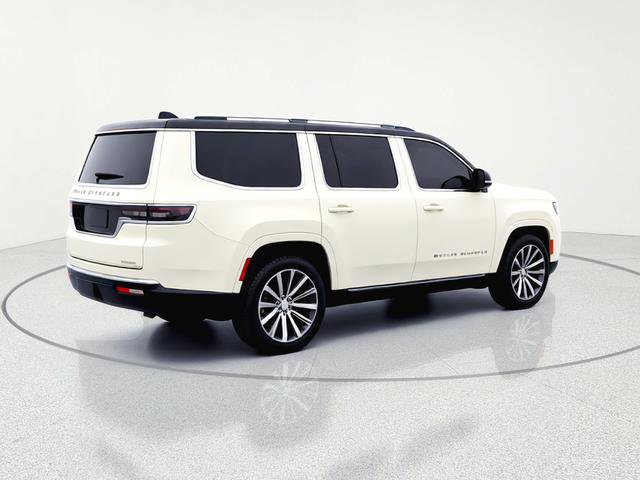 Used 2023 Jeep Grand Wagoneer Series II AWD/4WD image 15