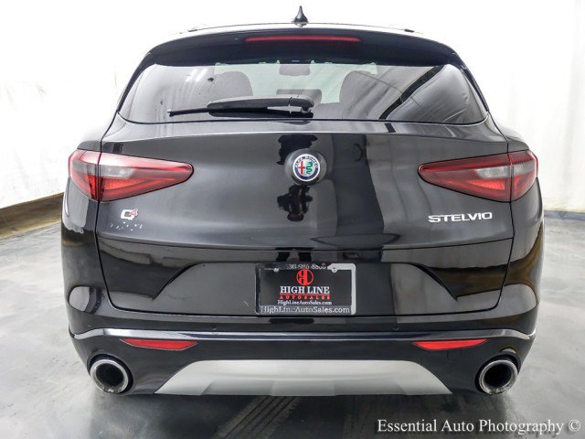 Used 2020 Alfa Romeo Stelvio Ti w/ Active Blind Spot Package image 7