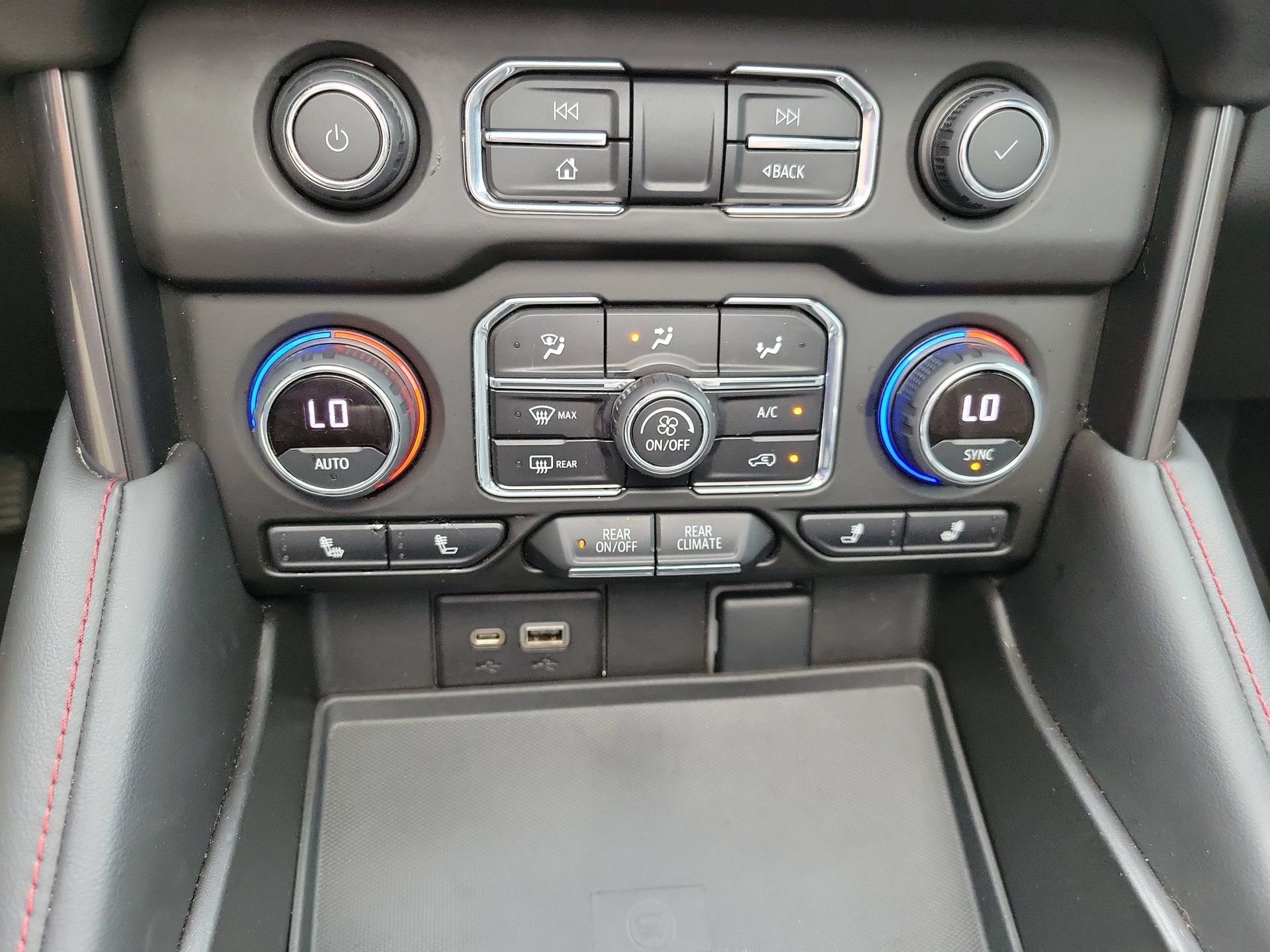 Used 2023 Chevrolet Tahoe RST AWD/4WD image 44