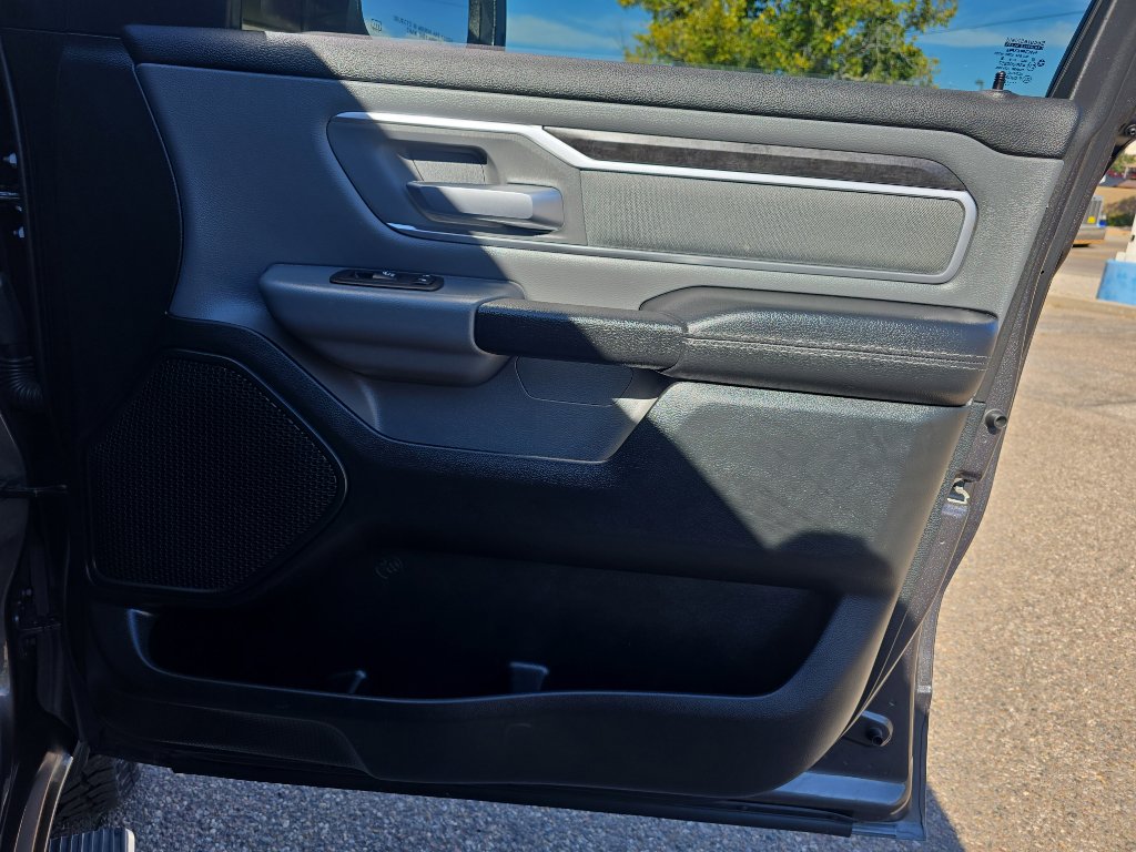 Used 2021 RAM 1500 Big Horn image 28