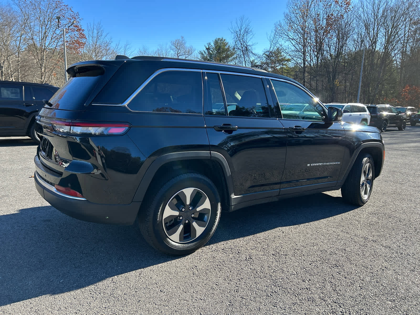 Used 2023 Jeep Grand Cherokee 4WD 4xe image 6