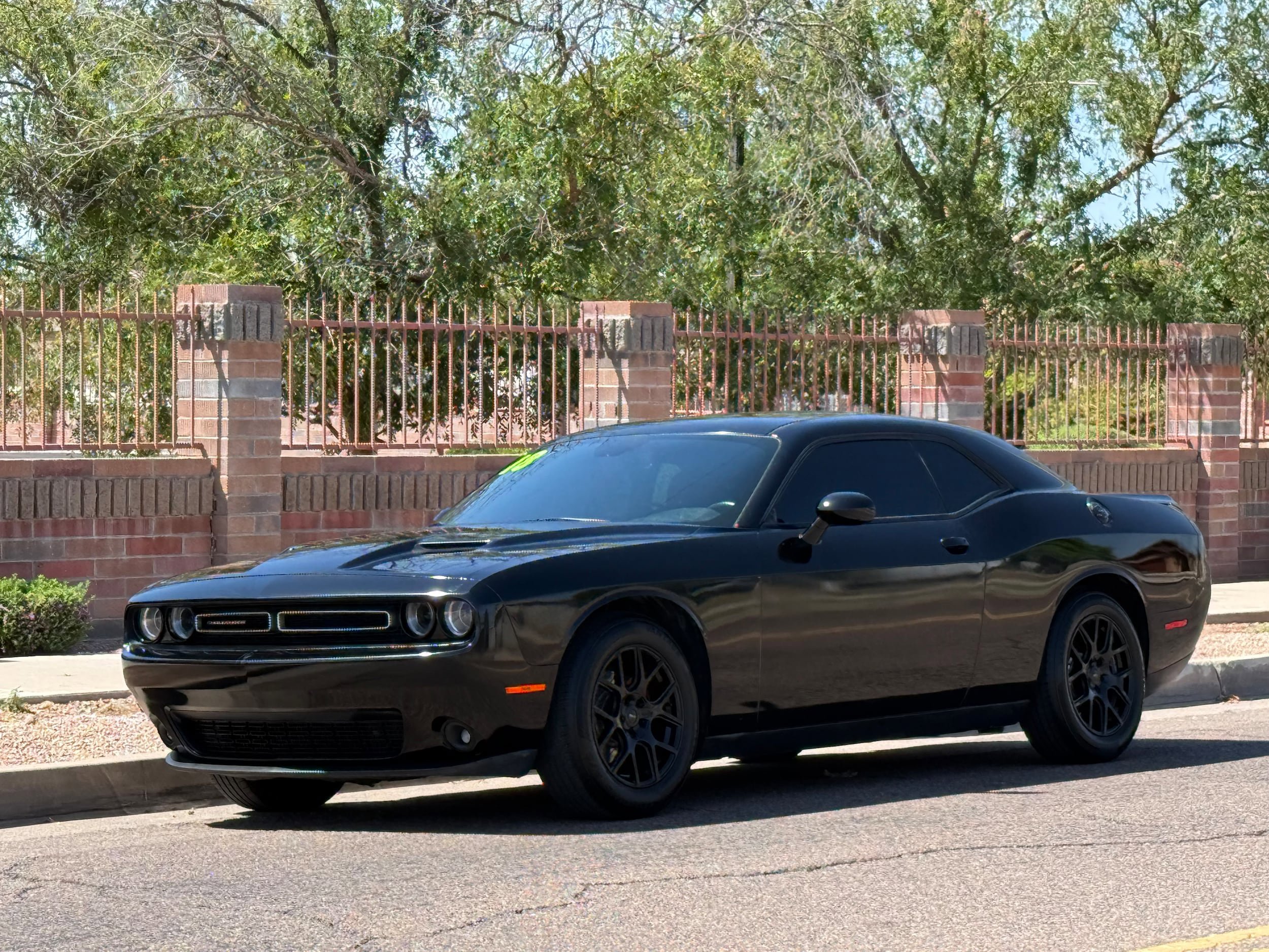 Used 2018 Dodge Challenger SXT RWD image 1