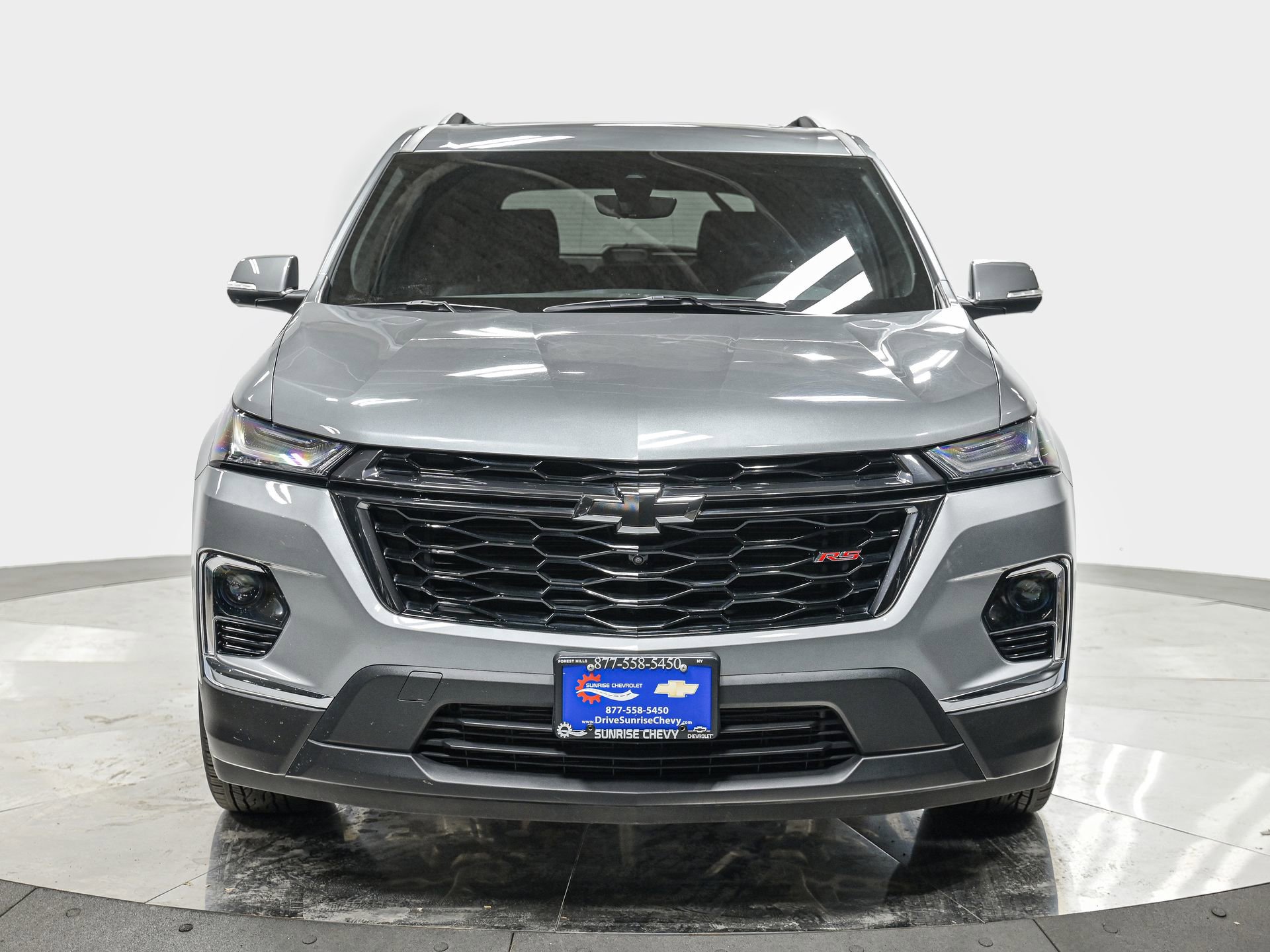 Used 2023 Chevrolet Traverse RS w/ LPO, Floor Liner Package AWD/4WD image 10
