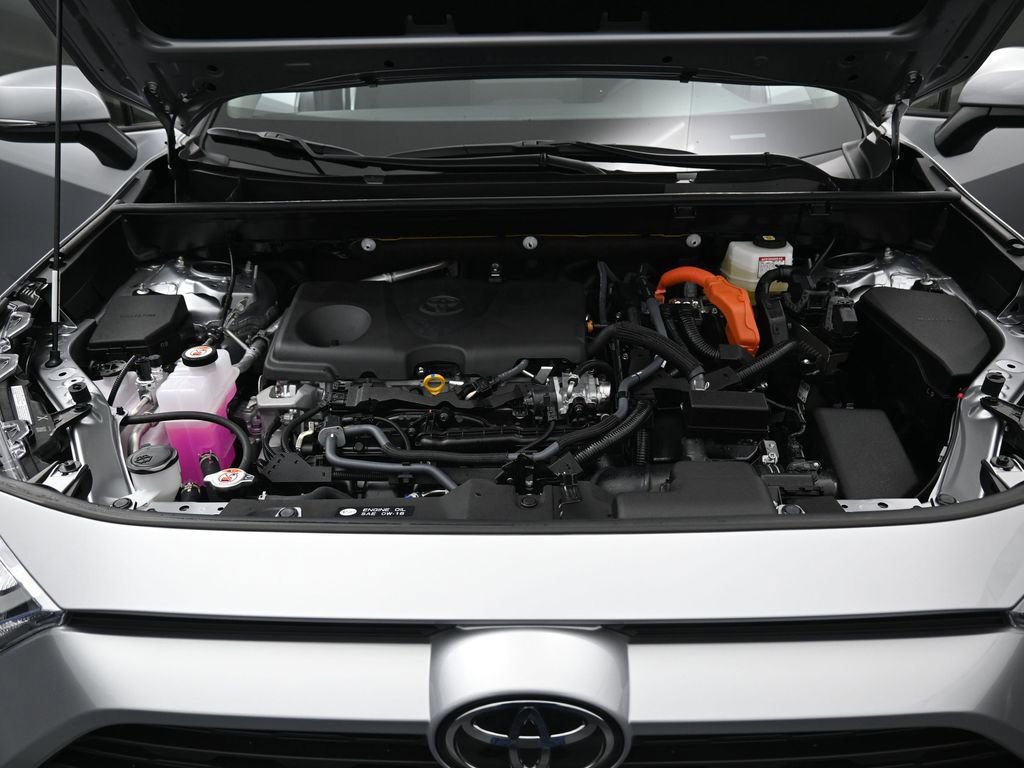 Certified 2025 Toyota RAV4 XLE image 37