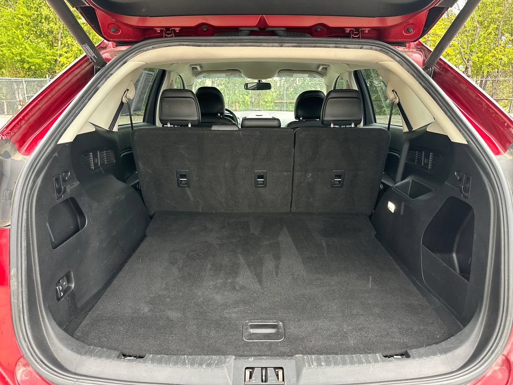 Used 2017 Ford Edge SEL w/ Equipment Group 201A FWD image 26