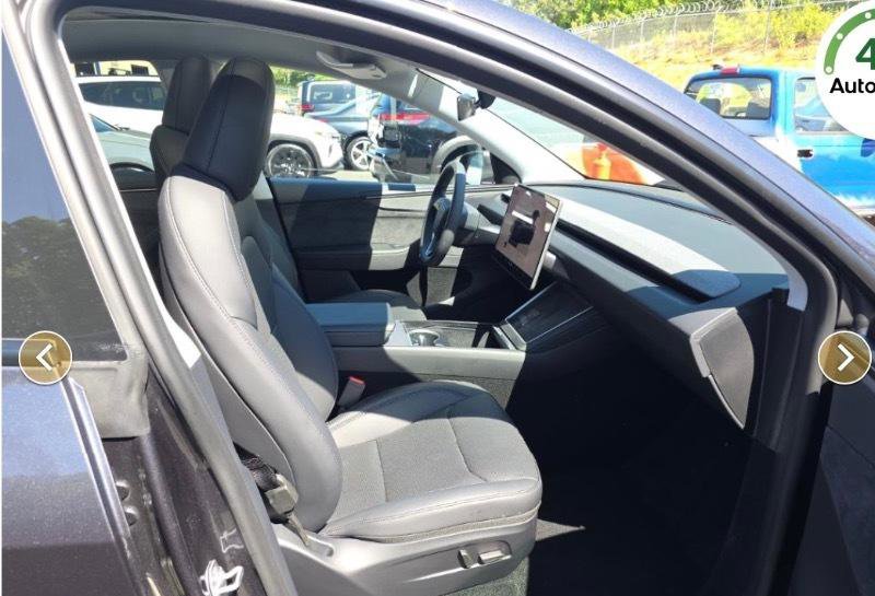 Used 2026 Tesla Model Y Long Range AWD/4WD image 7