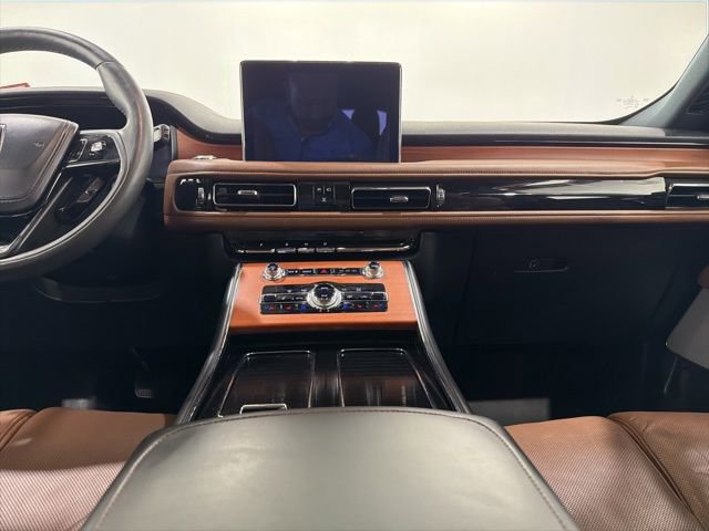 Used 2020 Lincoln Aviator Reserve w/ Equipment Group 201A AWD/4WD image 39