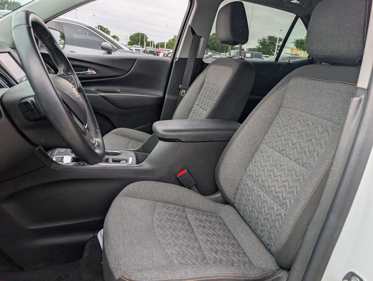 Used 2023 Chevrolet Equinox LT AWD/4WD image 27