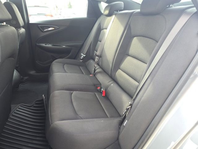 Used 2025 Chevrolet Malibu RS image 23
