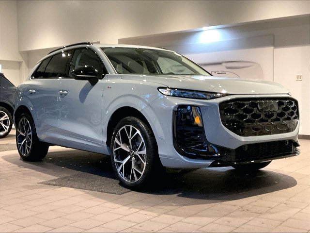 New 2026 Audi Q3 quattro 2.0T