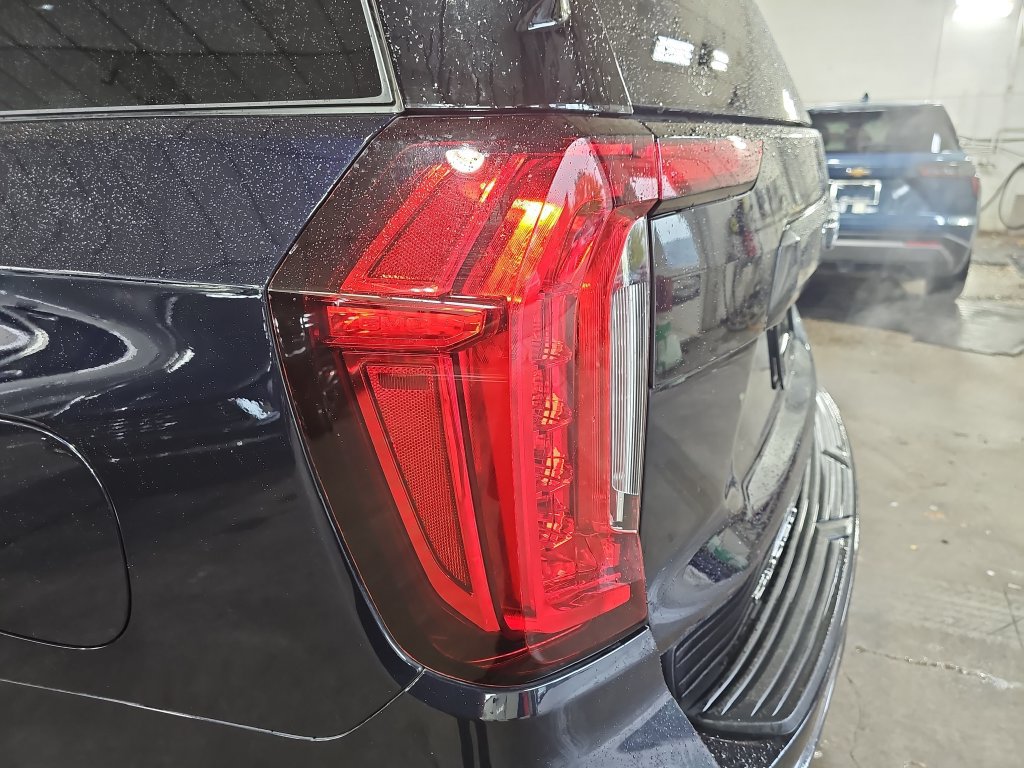 Certified 2023 GMC Yukon XL Denali Ultimate w/ LPO, Floor Liner Package AWD/4WD image 42