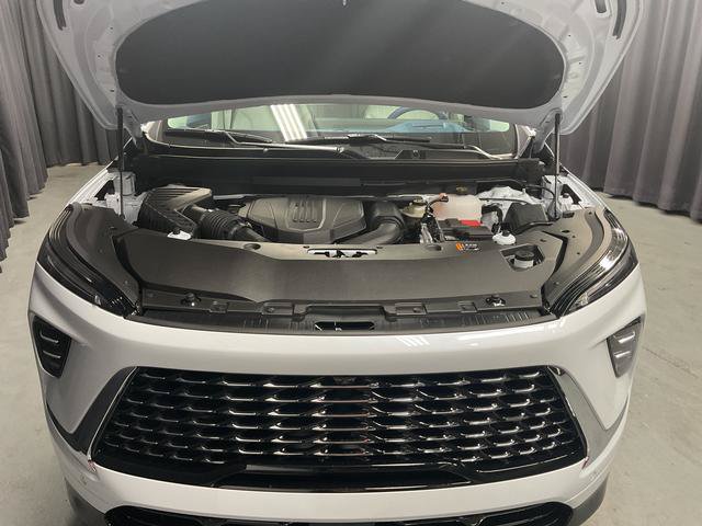 New 2026 Buick Enclave Avenir w/ Super Cruise Package FWD image 19