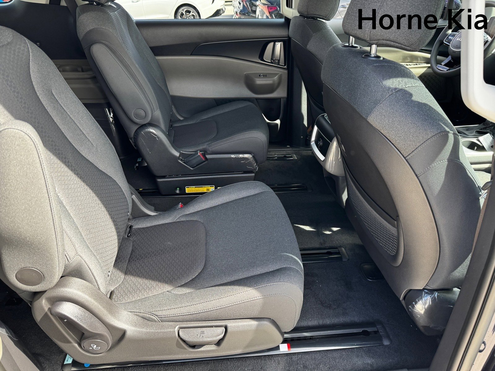 New 2026 Kia Carnival LX image 20