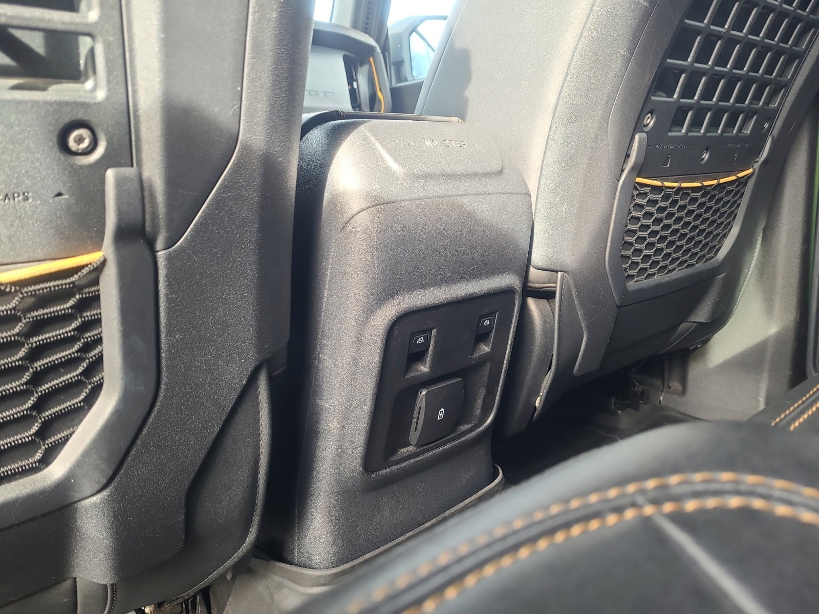 Certified 2024 Ford Bronco Badlands w/ Sasquatch Package image 31