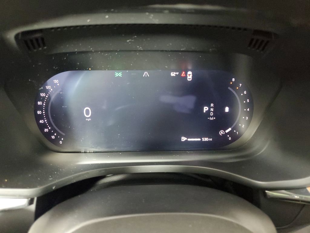 Certified 2025 Volvo XC60 B5 Plus image 29