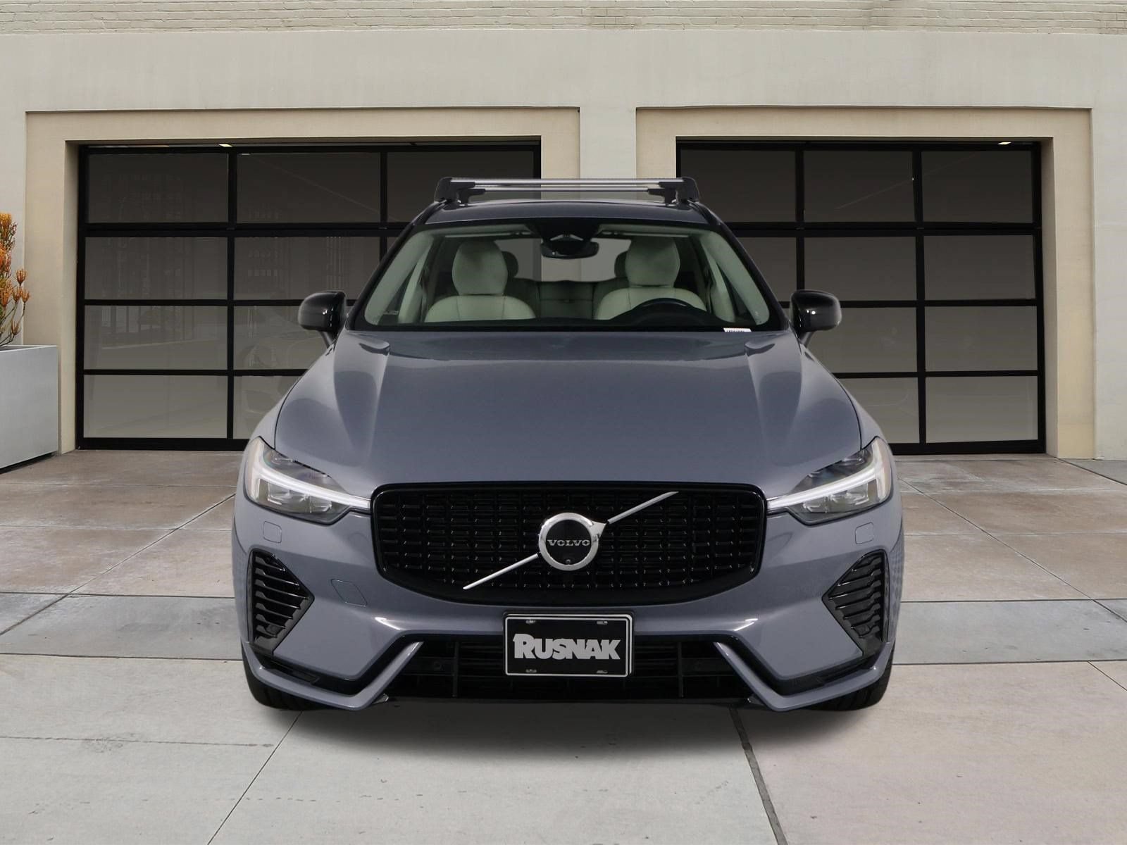 Certified 2024 Volvo XC60 T8 Plus w/ Climate Package AWD/4WD image 6