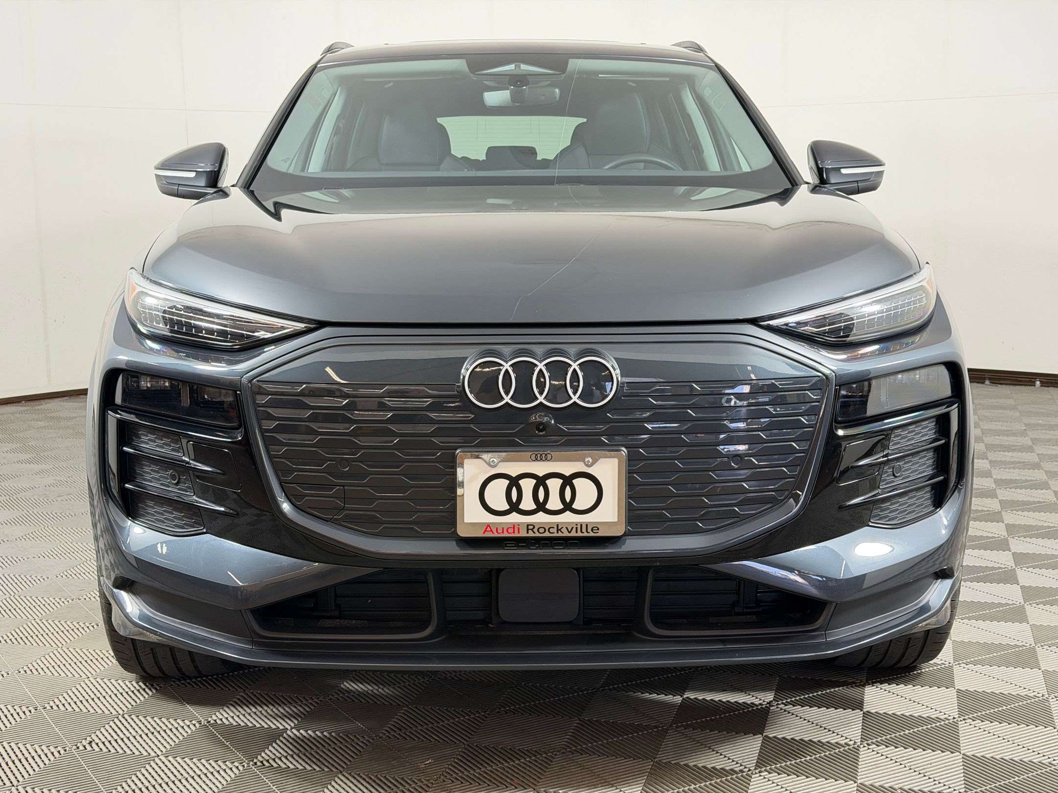 Certified 2025 Audi Q6 e-tron Premium Plus w/ Premium Plus AWD/4WD image 6