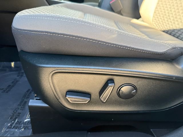 Used 2022 Ford Escape SE w/ Convenience Package image 40