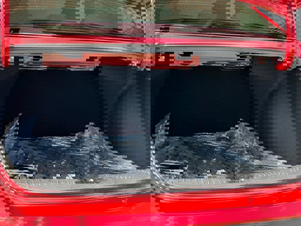 Certified 2024 Hyundai Elantra Blue image 26