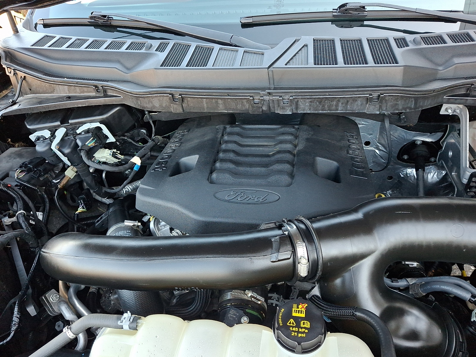 Certified 2023 Ford F150 Lariat AWD/4WD image 28