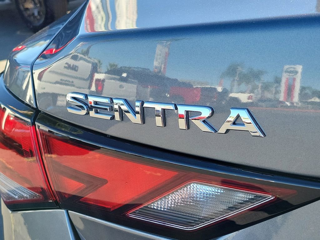 Used 2025 Nissan Sentra SV w/ Trunk Package image 22