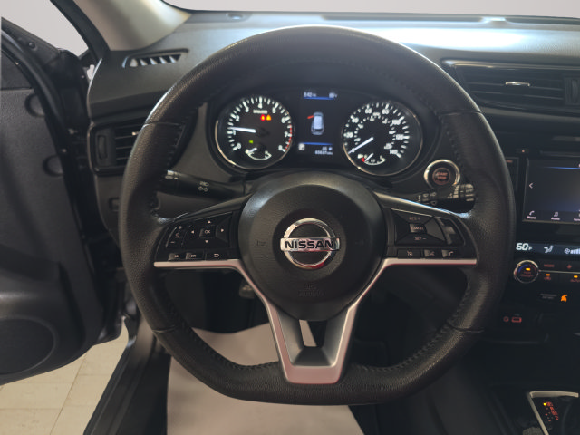 Used 2019 Nissan Rogue SV AWD/4WD image 14