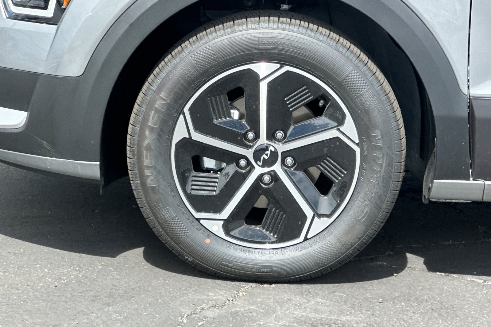 New 2026 Kia Niro EX FWD image 26