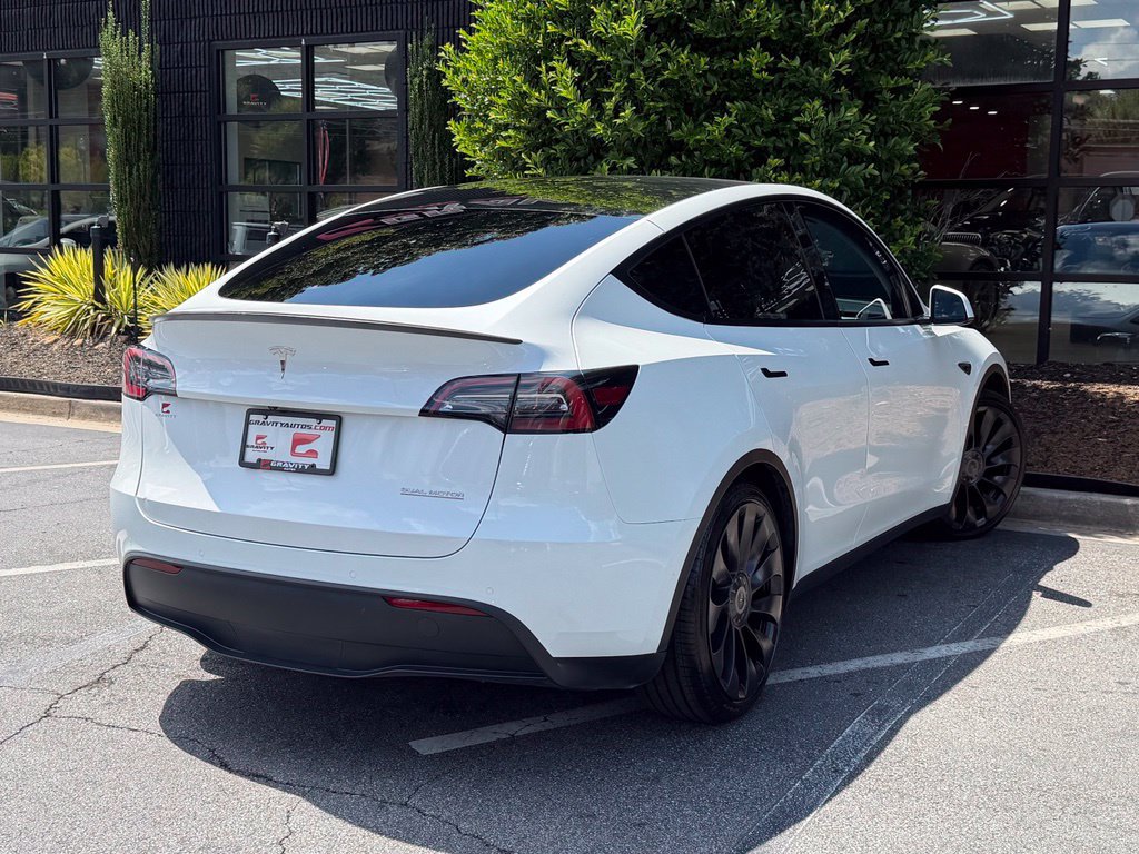 Used 2022 Tesla Model Y Performance AWD/4WD image 12