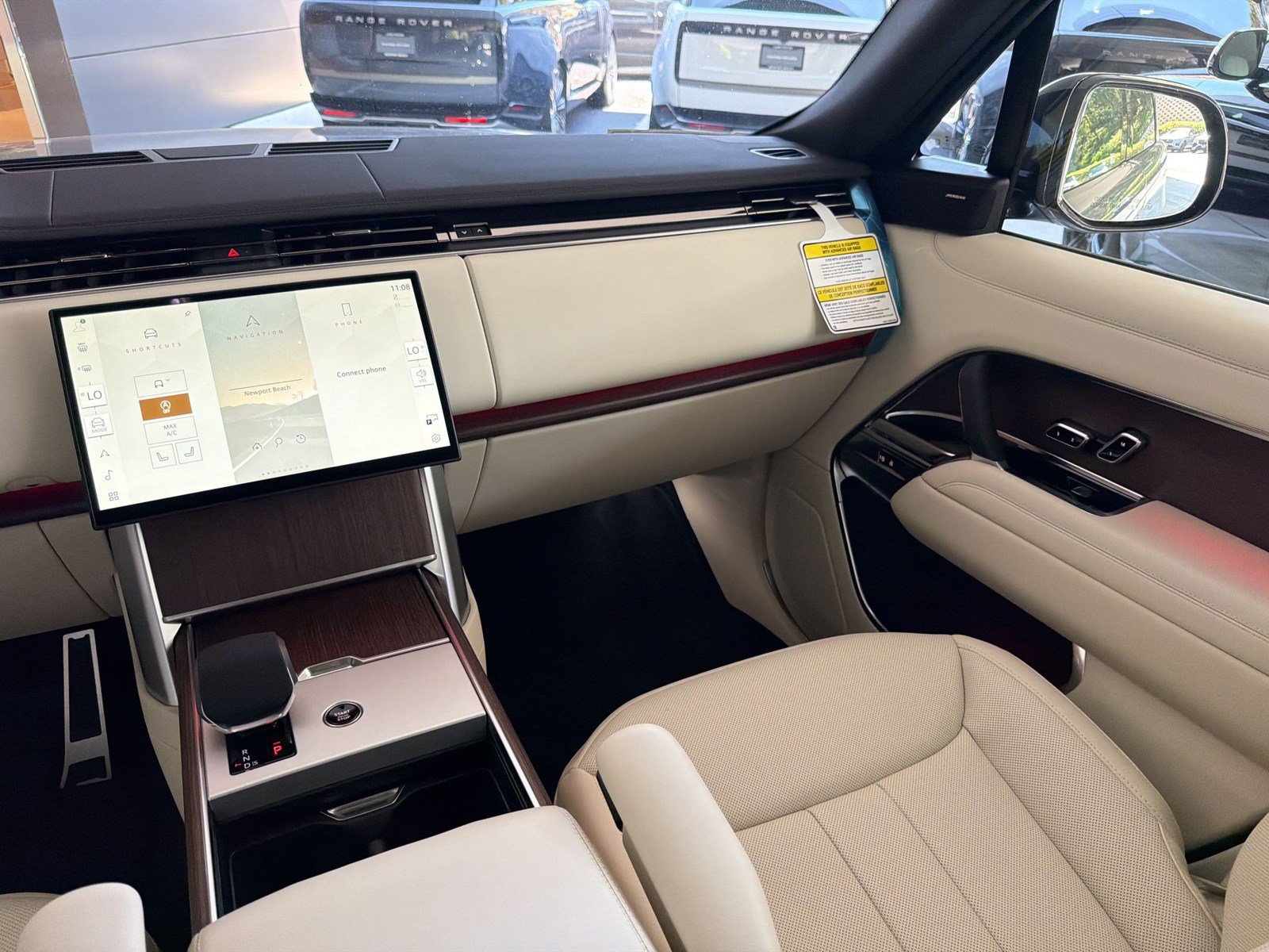 New 2026 Land Rover Range Rover SE AWD/4WD image 30