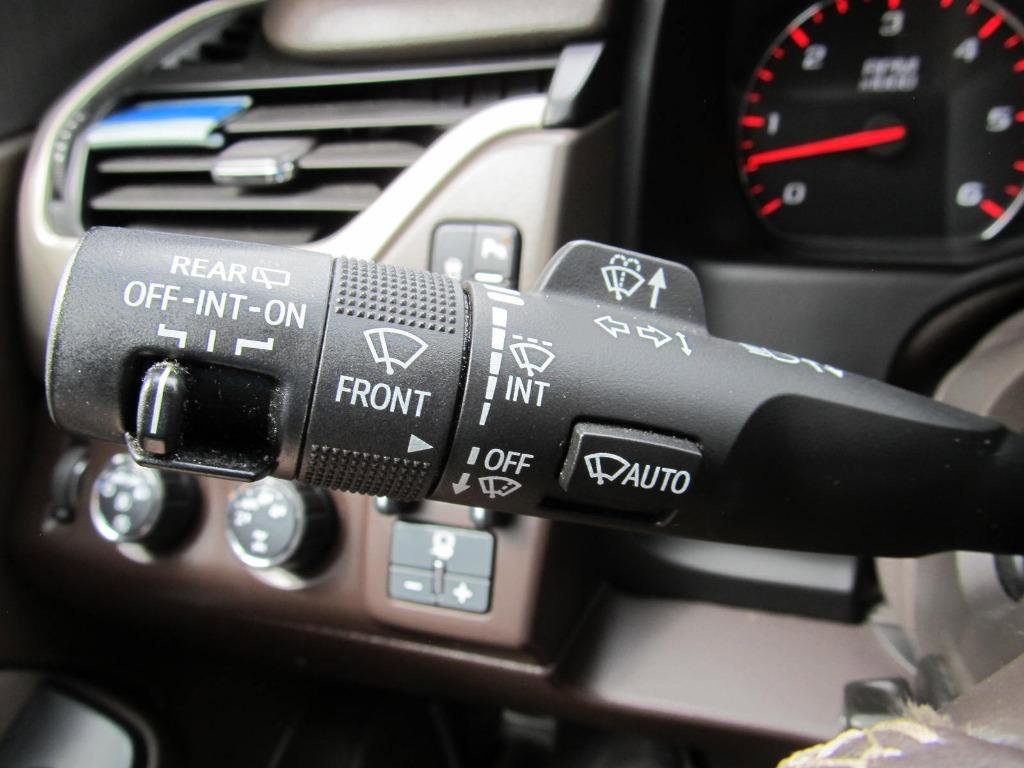 Used 2015 GMC Yukon XL Denali w/ Open Road Package image 59