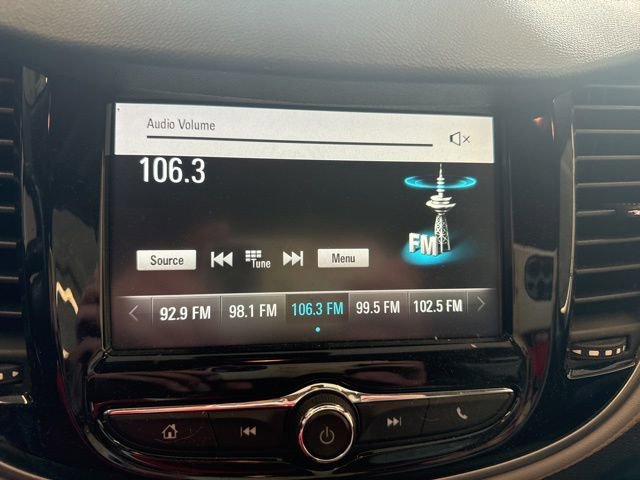 Used 2017 Chevrolet Trax LT FWD image 8
