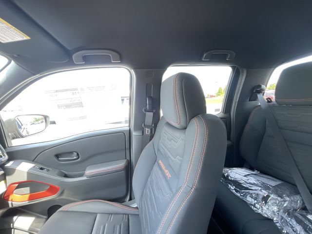 New 2026 Nissan Frontier PRO-4X w/ Tow Package AWD/4WD image 12