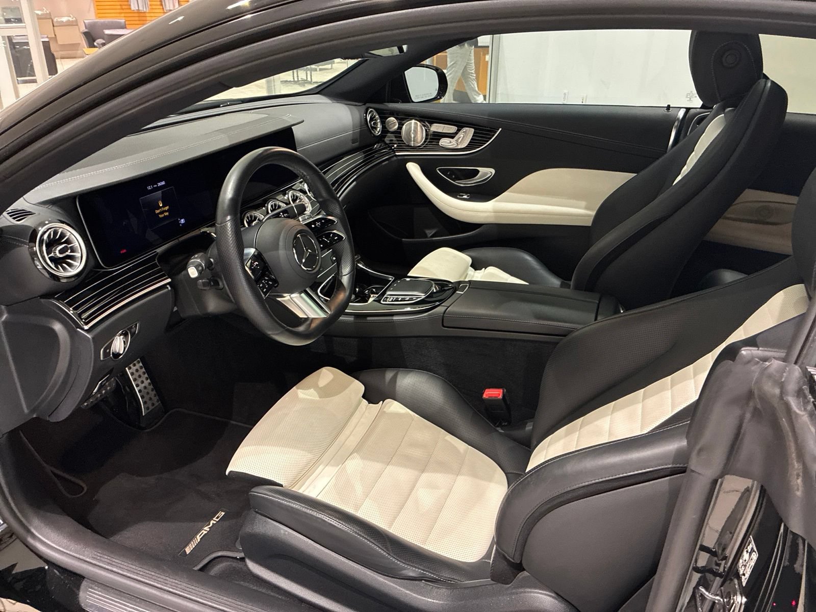 Used 2022 Mercedes-Benz E 450 4MATIC Coupe image 19