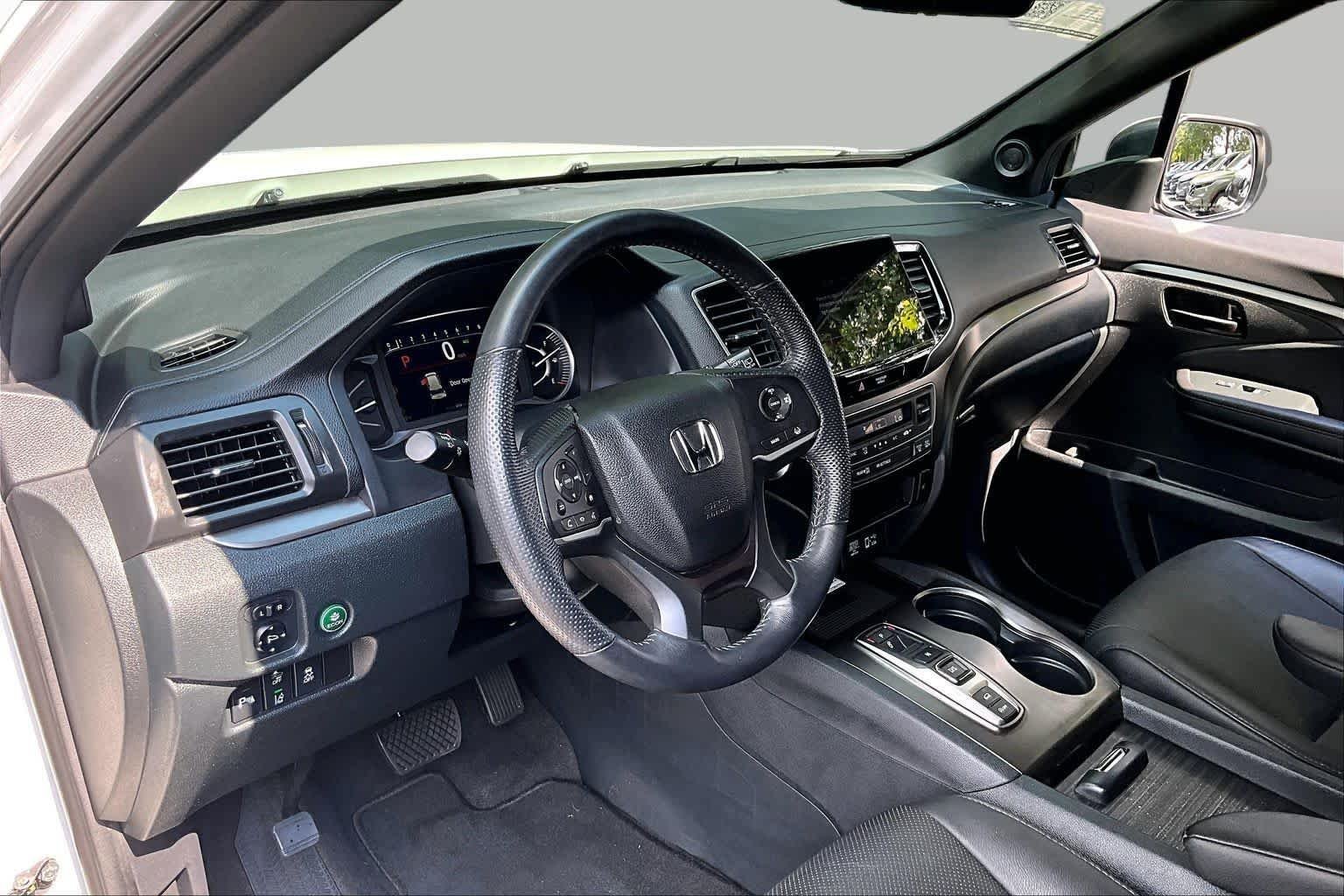 Used 2023 Honda Passport EX-L image 18