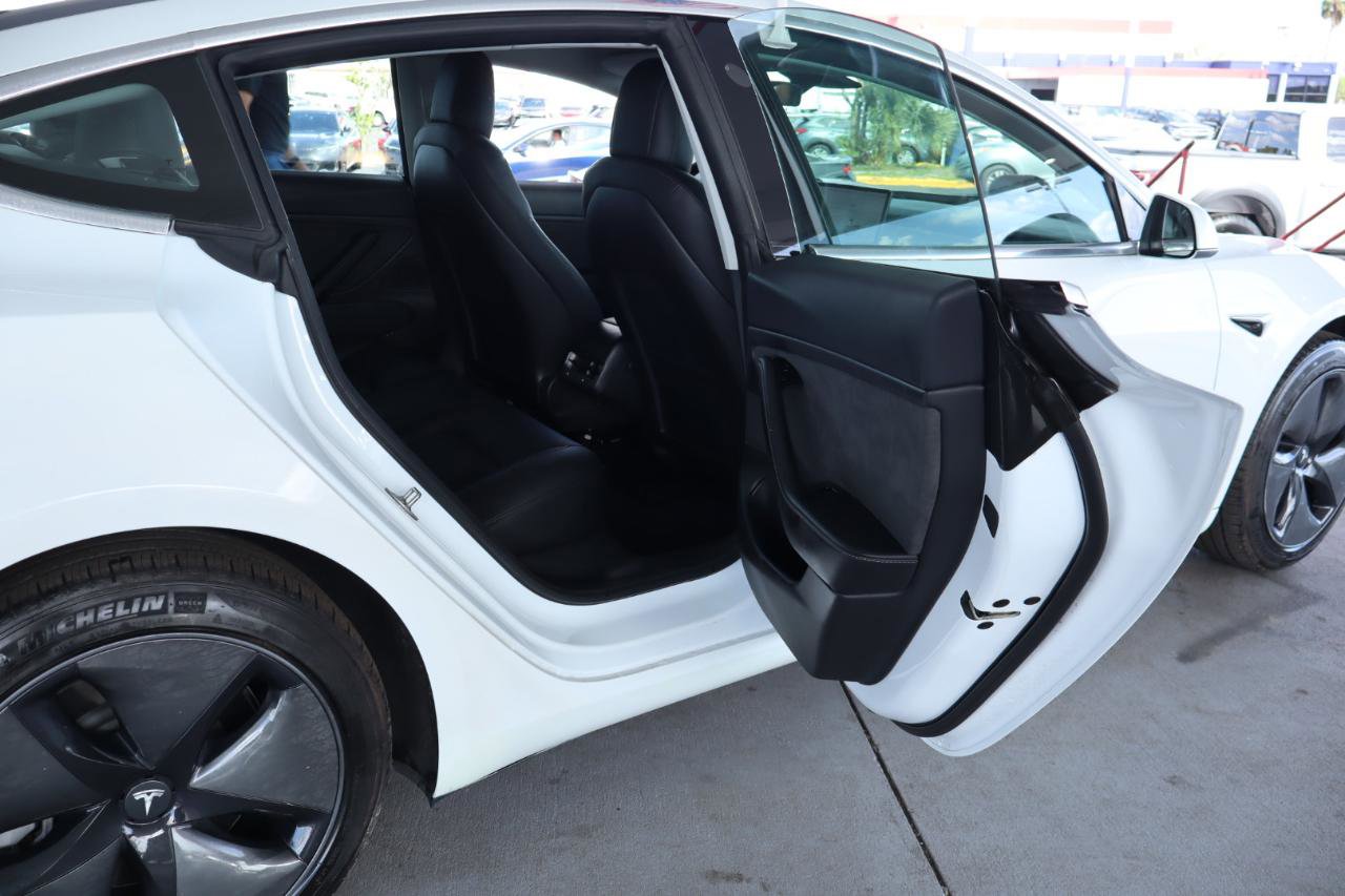 Used 2018 Tesla Model 3 Long Range RWD image 33