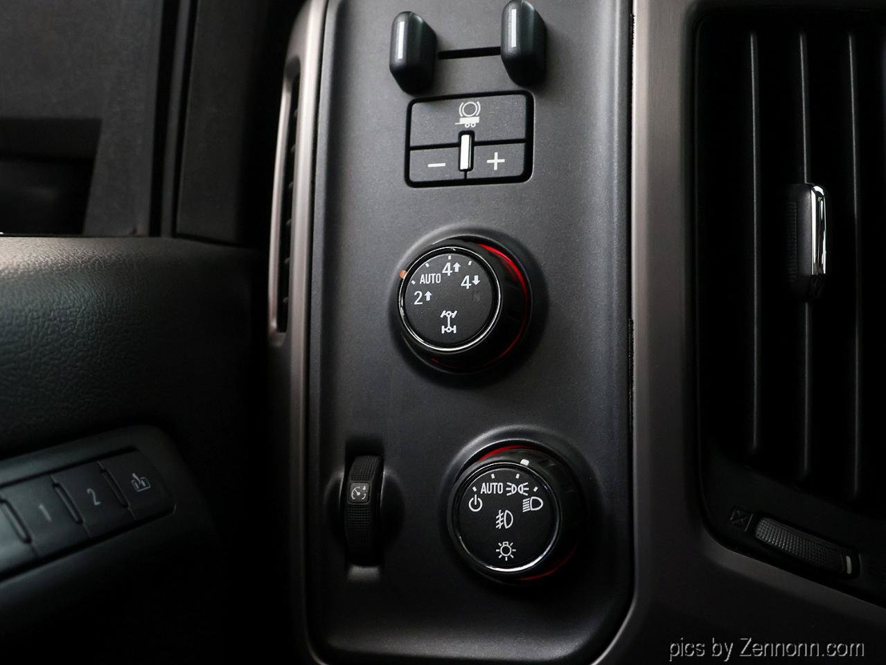 Used 2015 GMC Sierra 1500 SLT w/ All-Terrain Package AWD/4WD image 25
