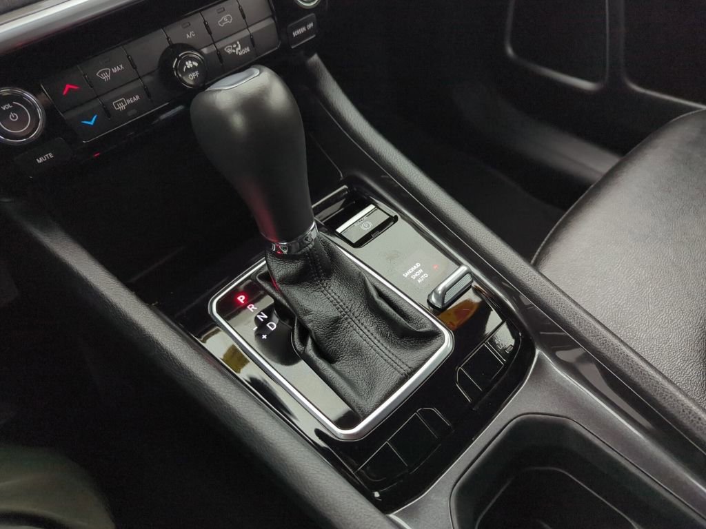 Used 2024 Jeep Compass Latitude image 19