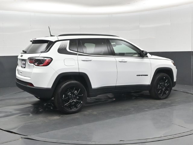 New 2027 Jeep Compass Latitude AWD/4WD image 33