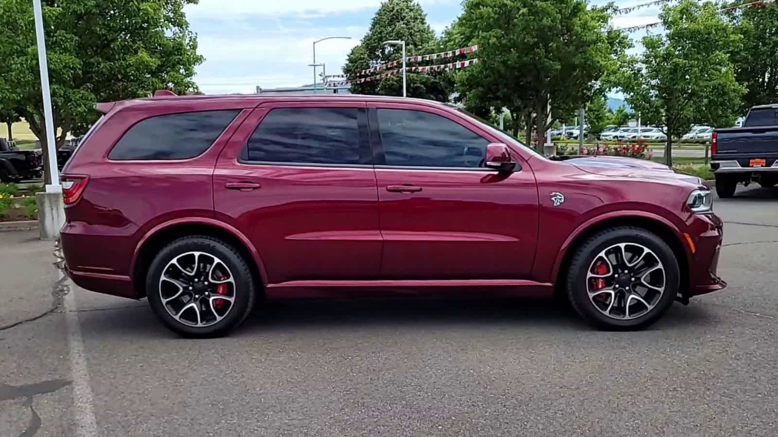 Used 2021 Dodge Durango SRT Hellcat w/ Technology Group AWD/4WD image 9