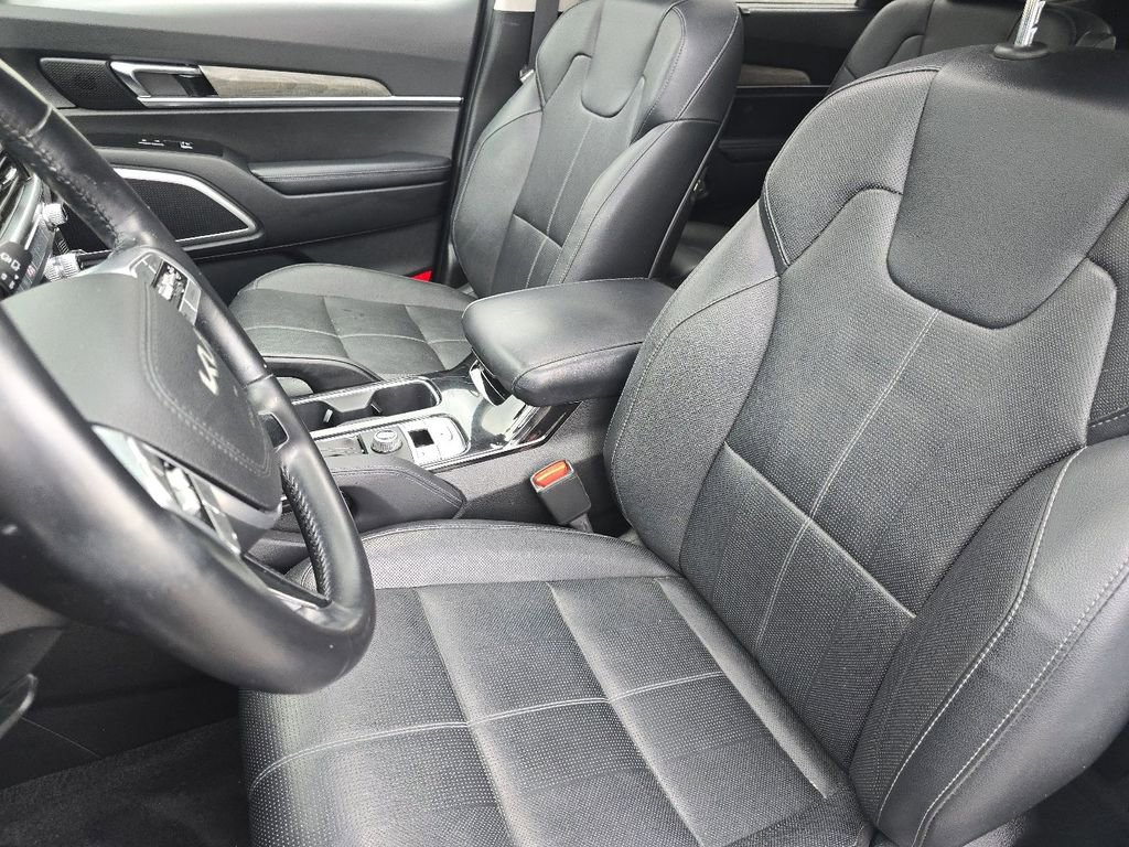 Used 2022 Kia Telluride EX w/ EX Premium Package image 24