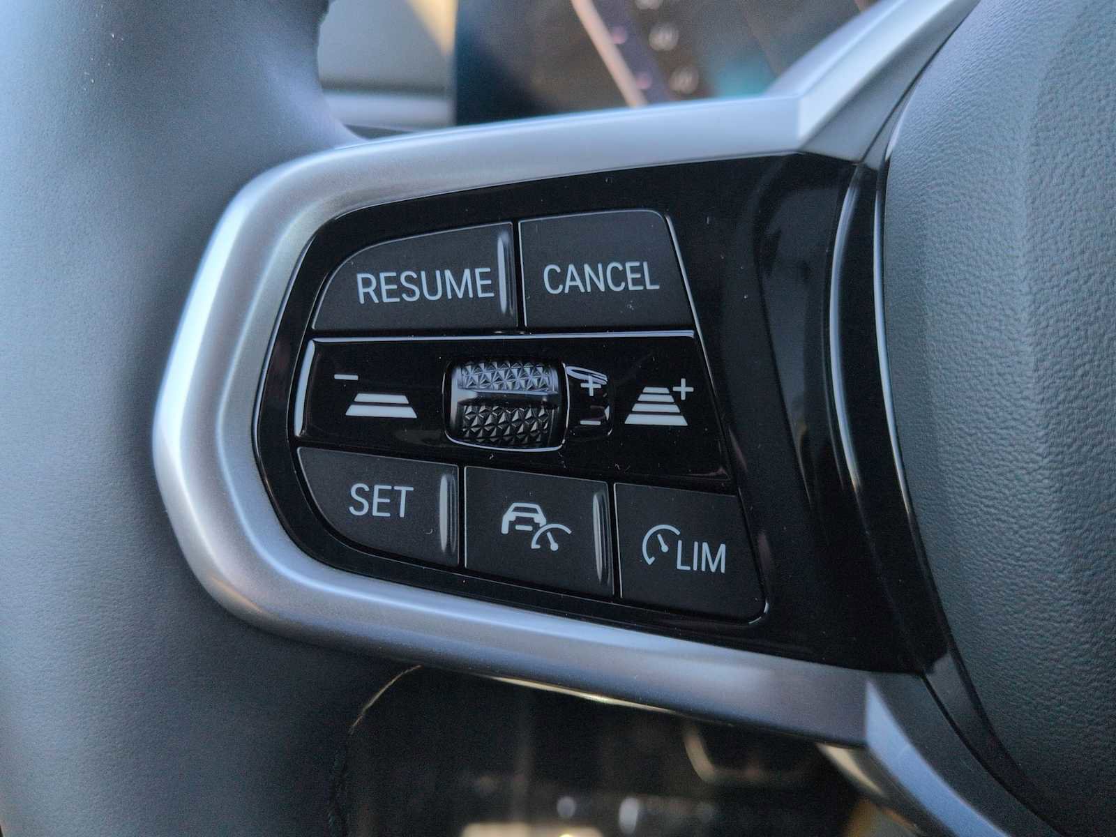 Used 2025 BMW i4 xDrive40i w/ M Sport Package image 26