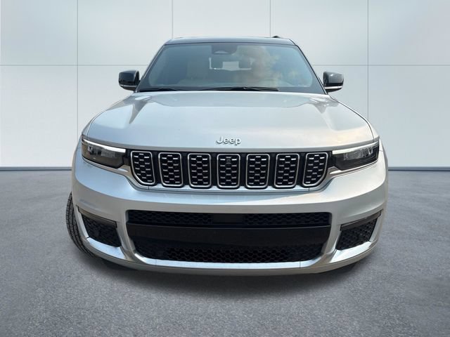 Used 2025 Jeep Grand Cherokee L Summit AWD/4WD image 6