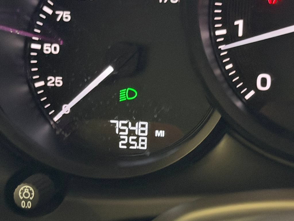 Certified 2026 Porsche Macan AWD/4WD image 22