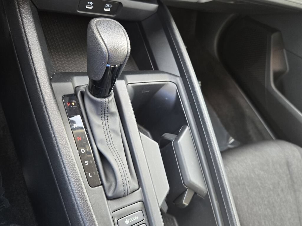 Certified 2024 Honda Accord LX image 17