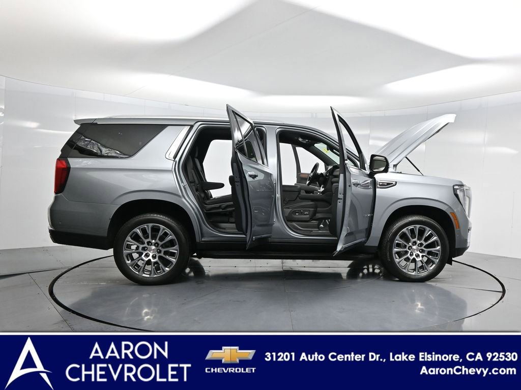 Used 2025 GMC Yukon Denali image 3