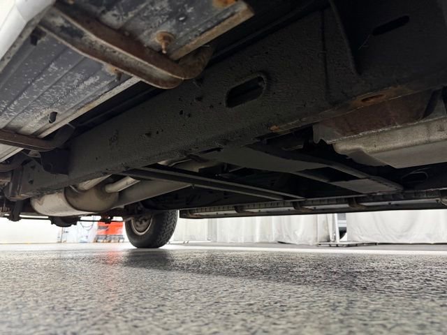 Used 1999 Chevrolet Suburban 2WD image 29