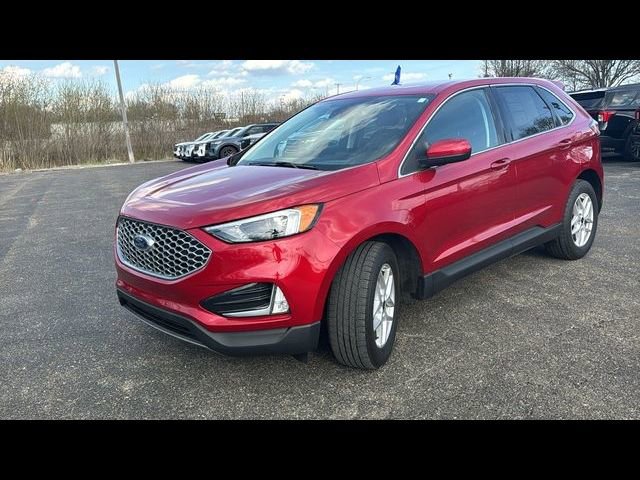 Certified 2023 Ford Edge SEL w/ Convenience Package AWD/4WD image 7