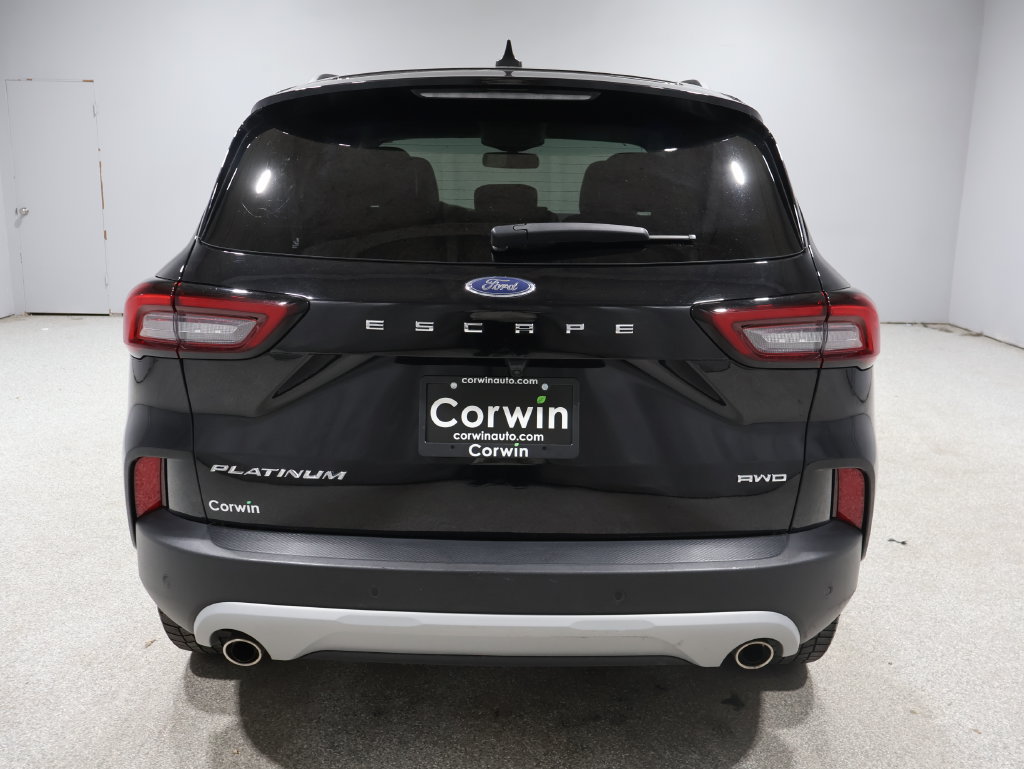 Used 2023 Ford Escape Platinum AWD/4WD image 3