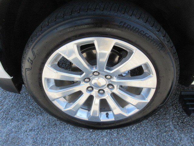 Used 2023 Chevrolet Tahoe Premier RWD image 12